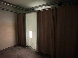 Silja Riethmüeller, Bunker: dunkel, eng, dicht zusammengepfercht. 